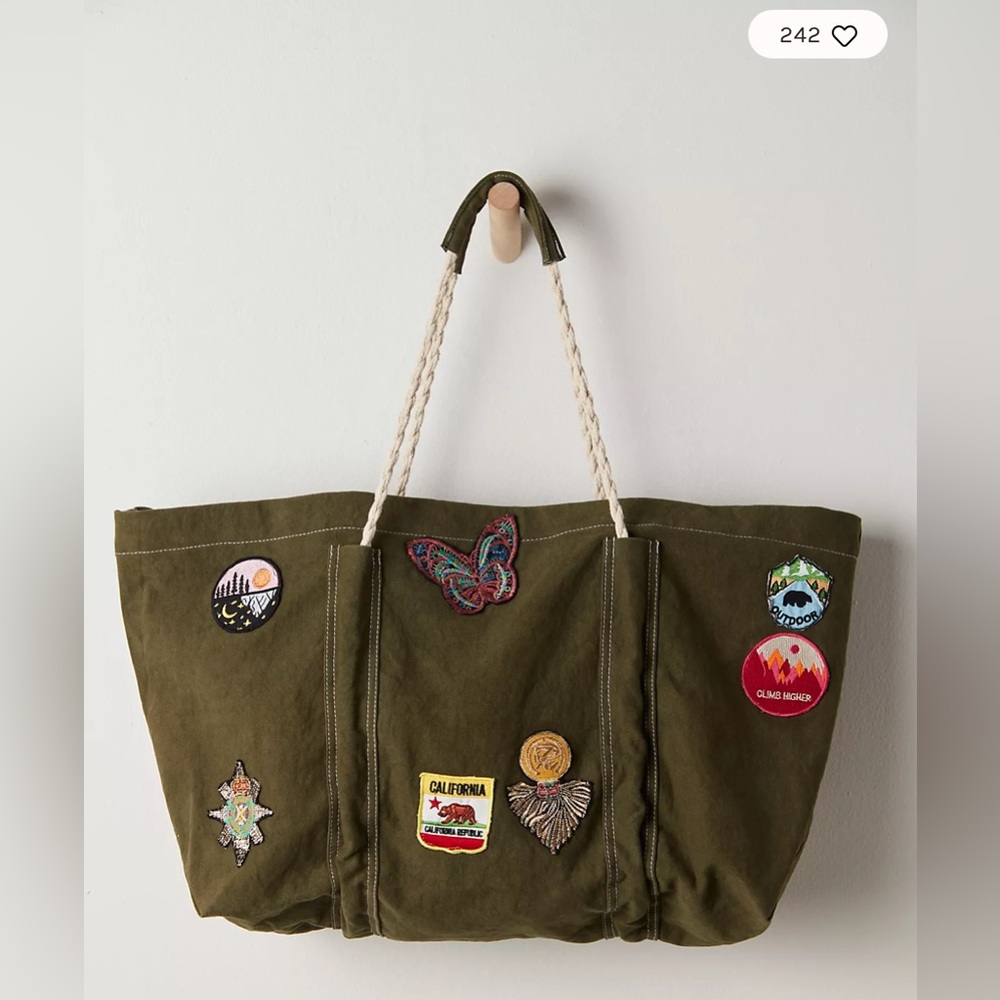Free People Been There Badge Tote Bag, NWT - Picture 2 of 10